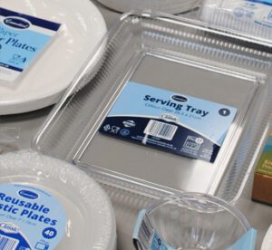 Plastic Serving Bowls, Trays & Cups